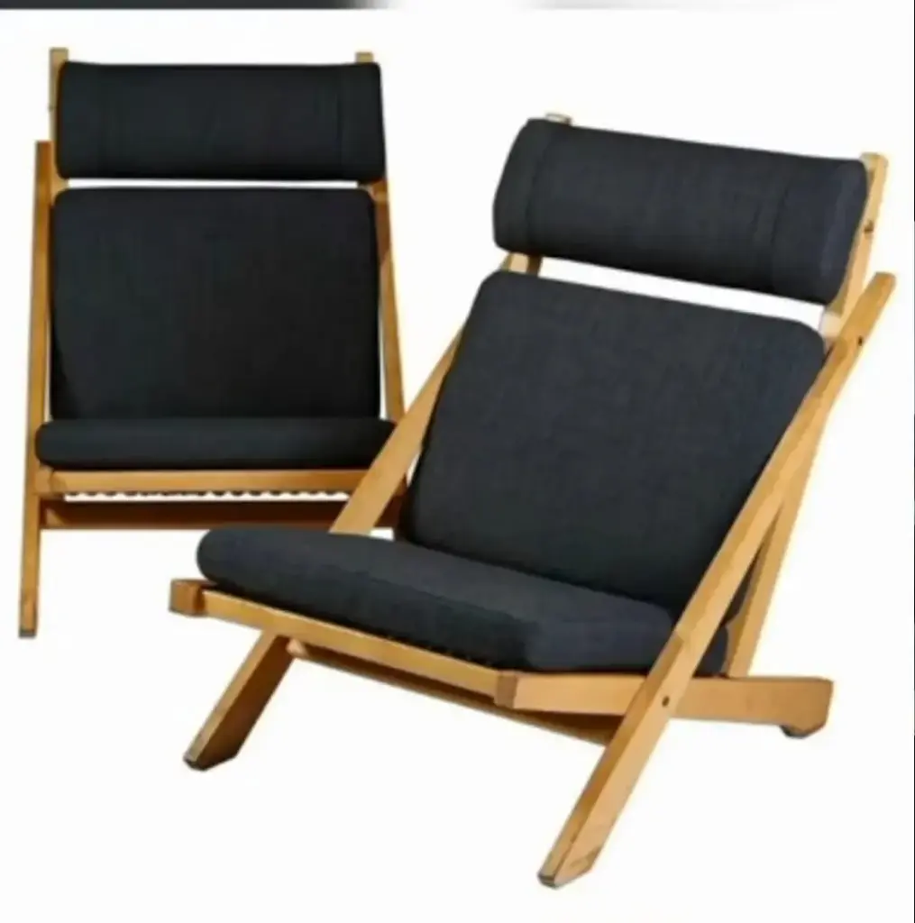 Lounge chairs/Accent chairs