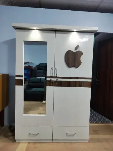 Wardrobe with mirror door 